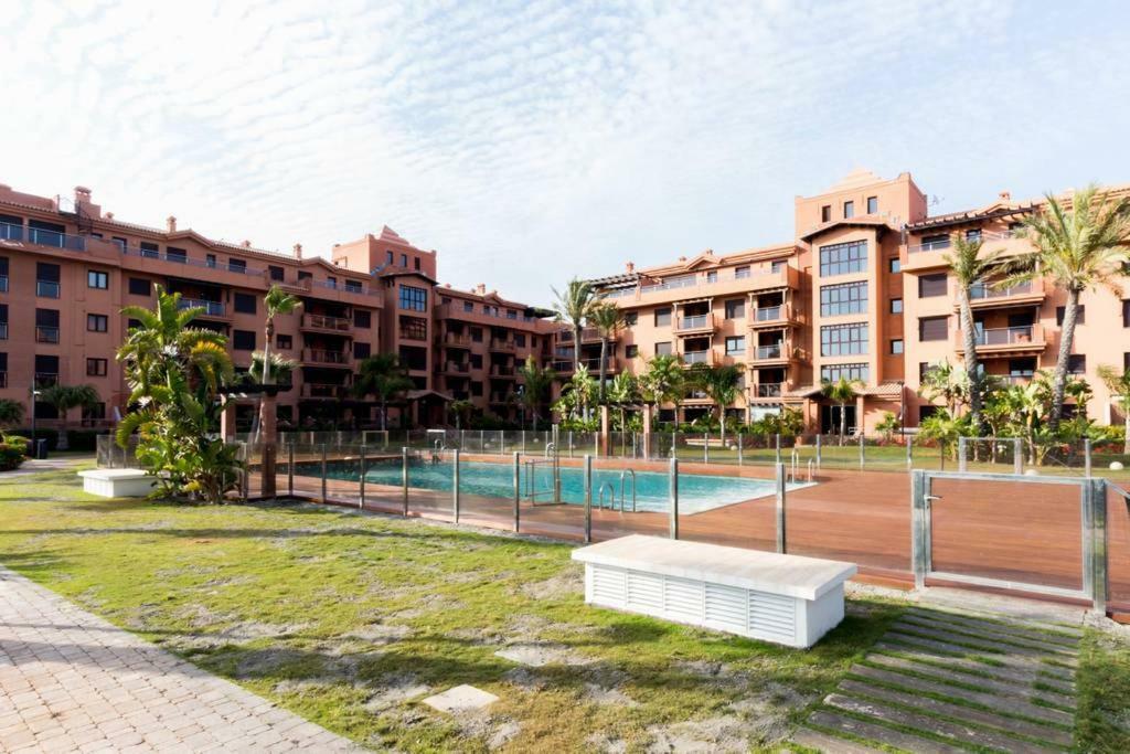 Pushe Playa Granada Beach&Golf 1 Мотрил Екстериор снимка